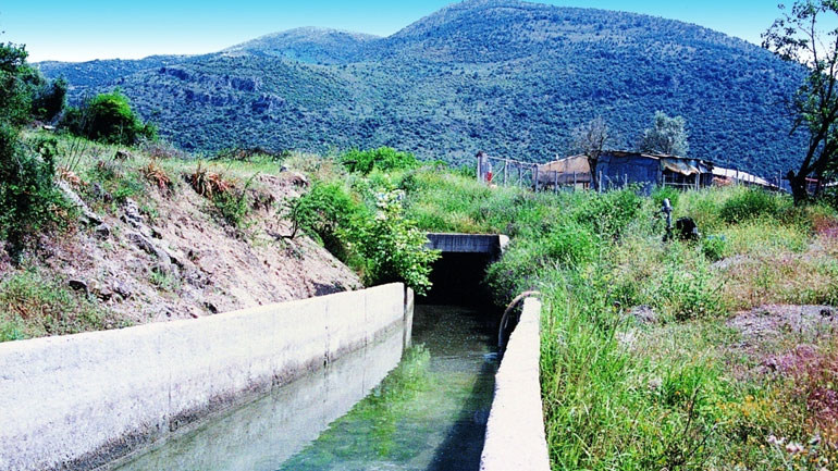 Λάρισα: Οι αγρότες βάζουν σεκιούριτι για τη φύλαξη του αρδευτικού δικτύου